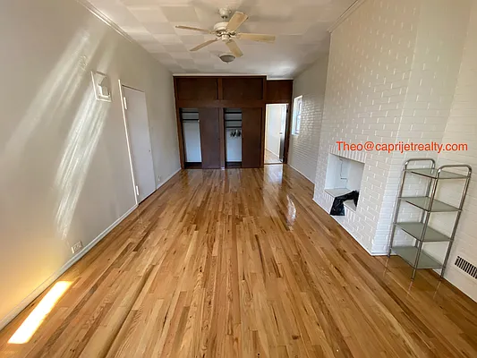 Rented by Capri Jet Realty Corp | media 6