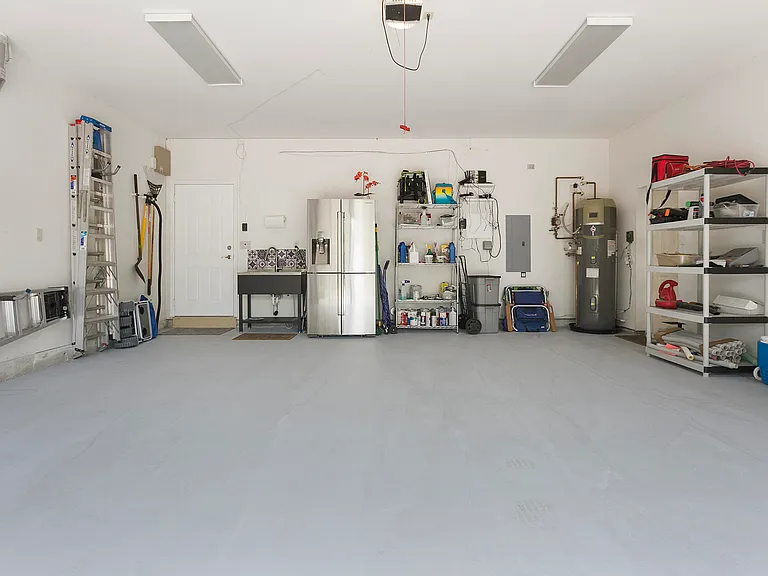 2701 NE 2nd Ave — Photo 30