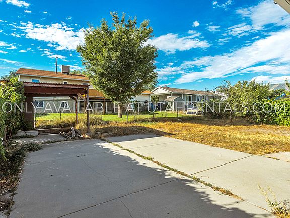 3rd image of 7367 W Jefferson Rd