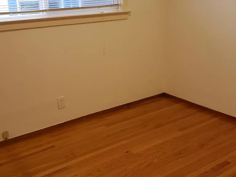 1726 Lincoln St #3 — Photo 8