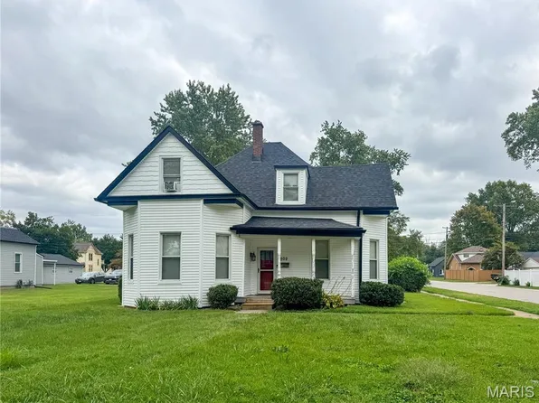 502 N Cherry St, O'Fallon, IL 62269
