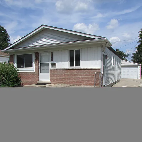 20215 Vermander Ave Photo 1