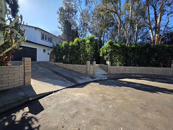 2nd image of 3130 Dona Sarita Pl