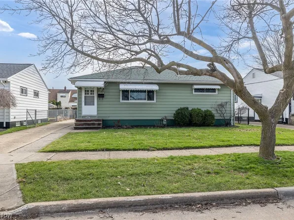 5249 W 150th St, Brookpark, OH 44142