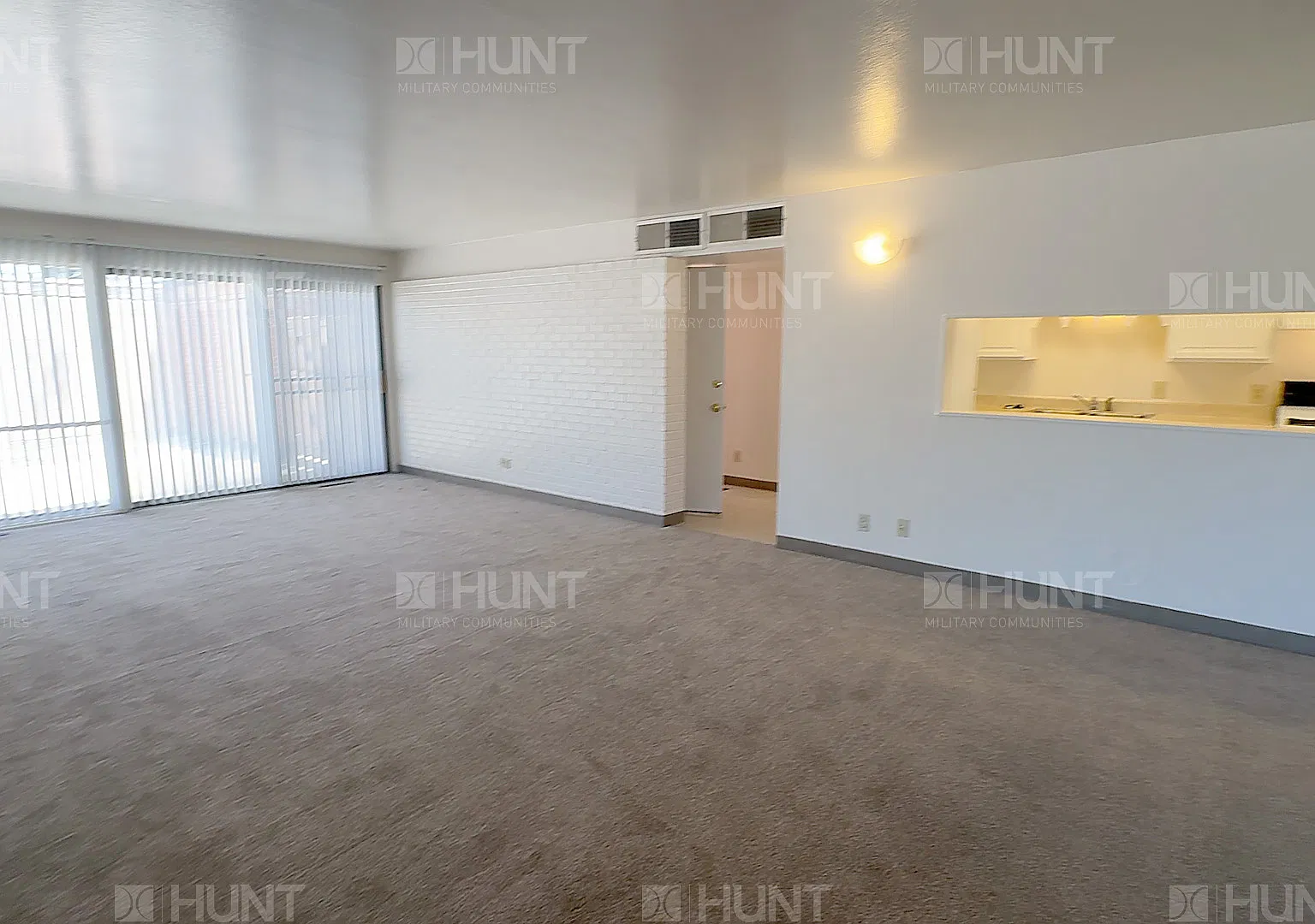 3 bed, 1250 sqft, $1,600 — Photo 1