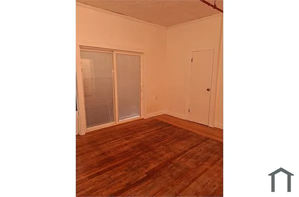 Building Photo - 158 Beach 114th St #1
