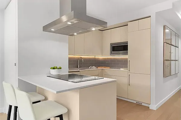 Rented by SPORN GROUP LLC | media 22