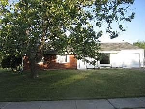 1st image of 15120 Huntington Ct