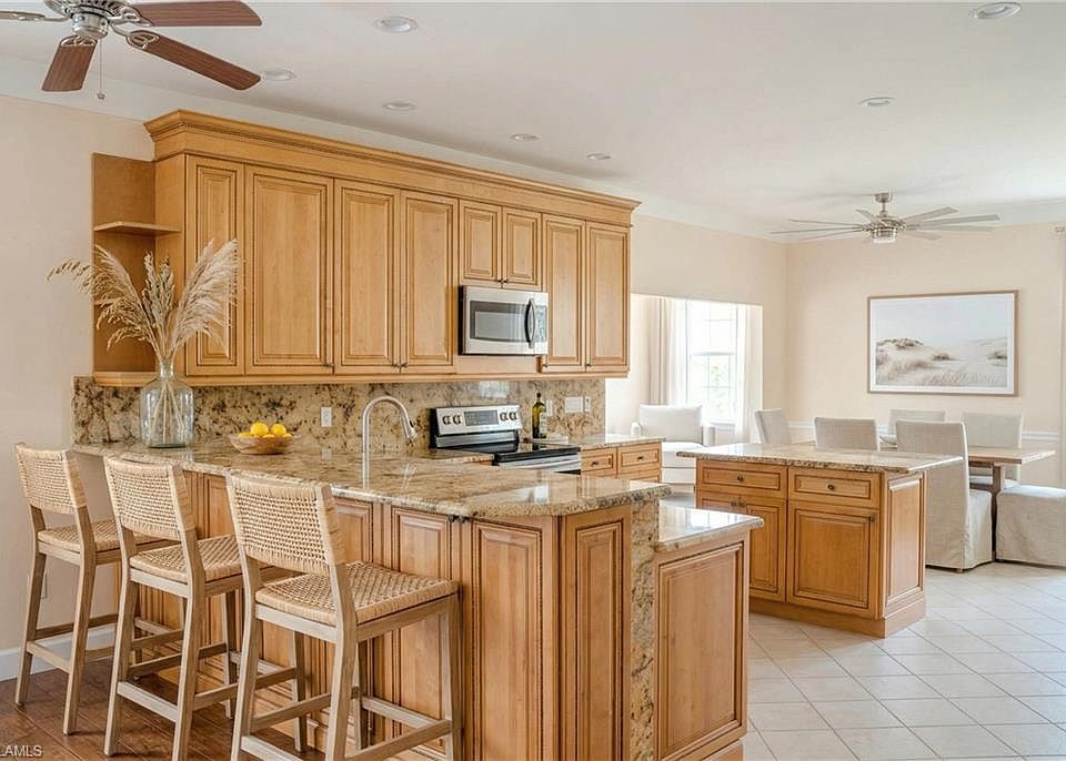 1st image of 25335 Pinson DR