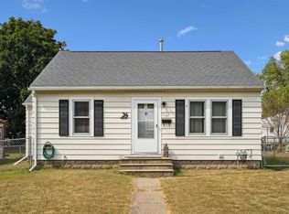 1127 Steely St, Waterloo, IA 50703