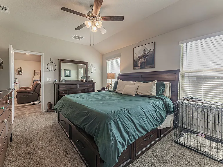 2306 Aylesbury Dr — Photo 21