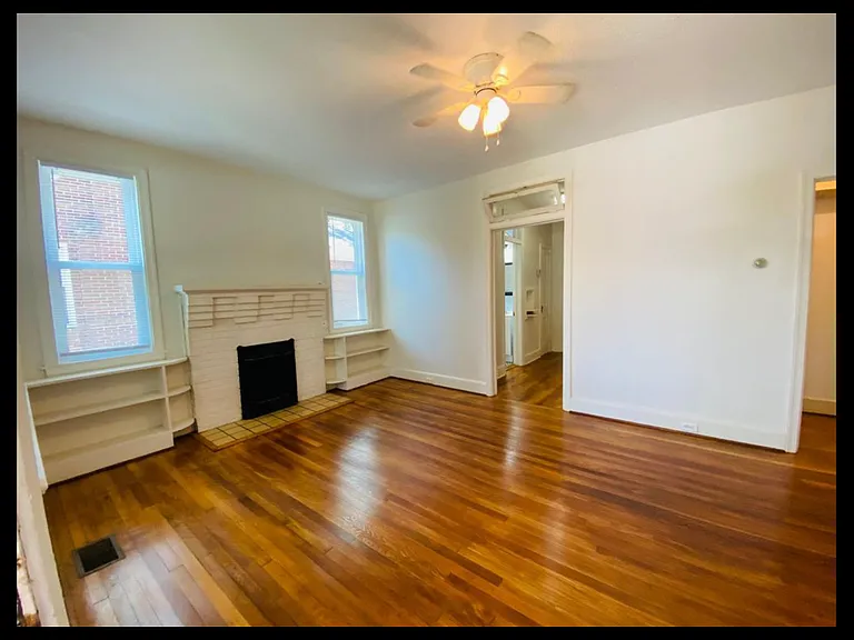 331 S Woodrow St #1 — Photo 3