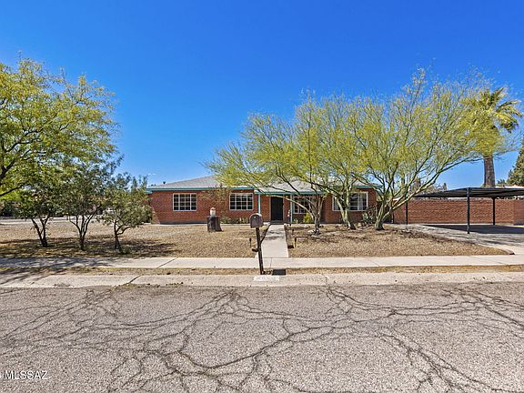 2nd image of 4850 E Paseo Luisa