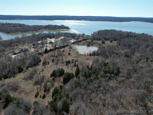 39 Van Allen Rd, Eufaula, OK 74432