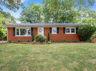 642 Parkside Dr, Lexington, KY 40505