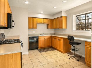 3565 N Loma Vista Dr, Flagstaff, AZ 86004