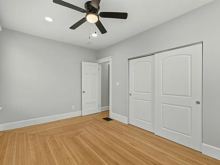 2978 Wardall Ave — Photo 37