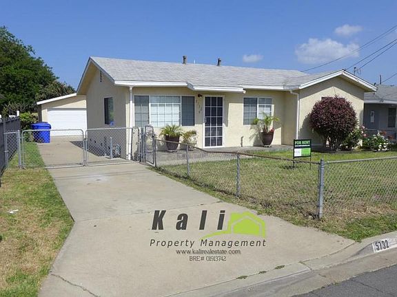 2nd image of 5732 Calle Casas Bonitas