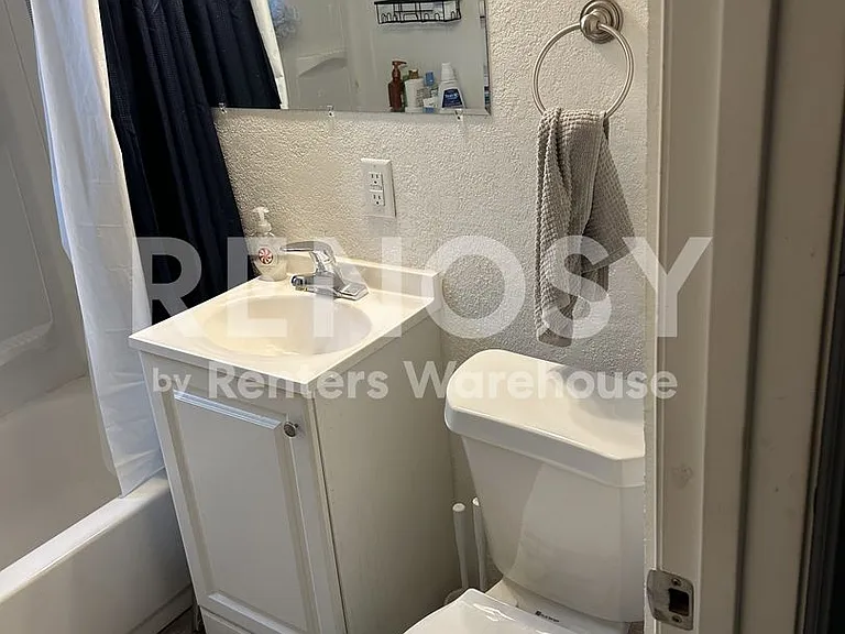 1260 Brentwood St — Photo 17
