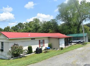 7 White Cir, Chestnut Mound, TN 38552