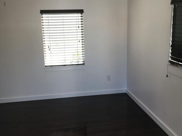 823 Espanola Way #4