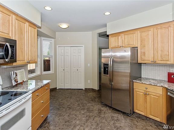 3rd image of 3712 21st Ave NW