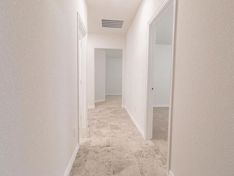 1013 Verde Valley Ln — Photo 24