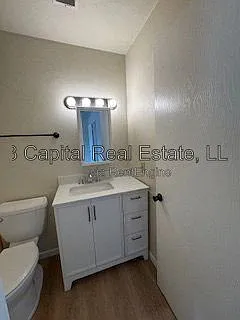 1 bed, 1.0 bath, $800 — Photo 4