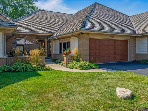 21905 West North AVENUE, Brookfield, WI 53045