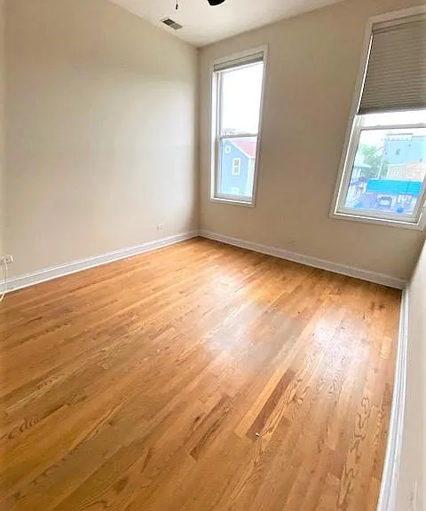 2305 W Grand Ave #2-F — Photo 7
