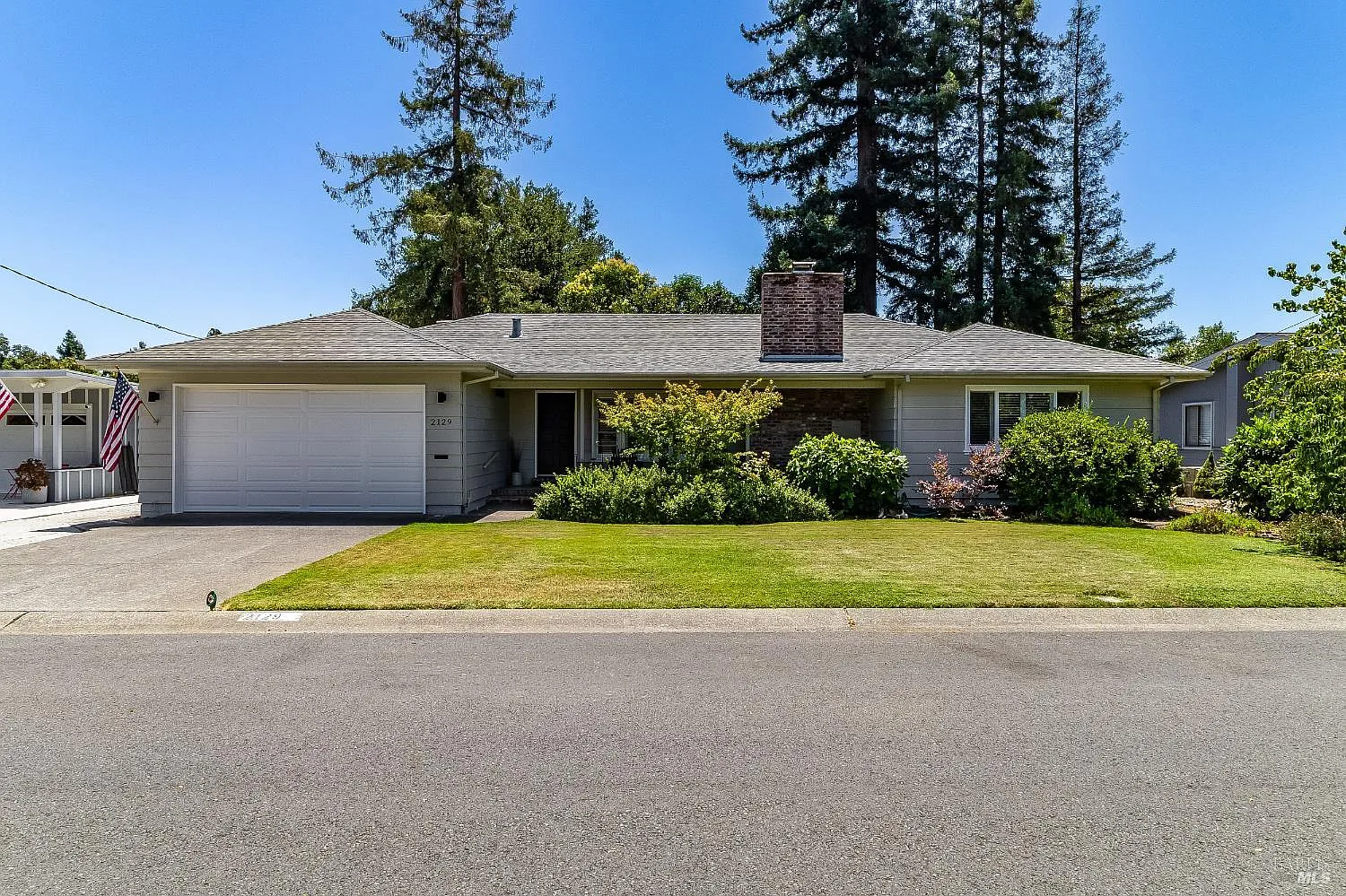 2129 Euclid Avenue - 3bd/2ba, 1,738 sqft - in Napa, CA