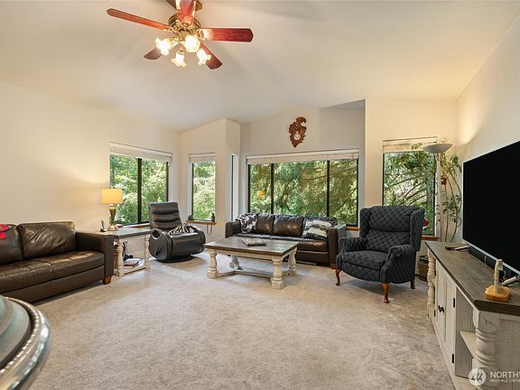 5th image of 3514 18th Street Ct NW