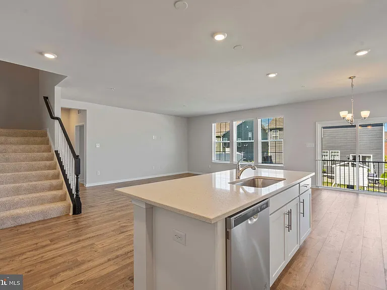 5713 Haller Pl — Photo 10
