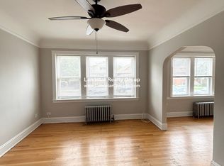 2905 N Kilbourn Ave #1, Chicago, IL 60641