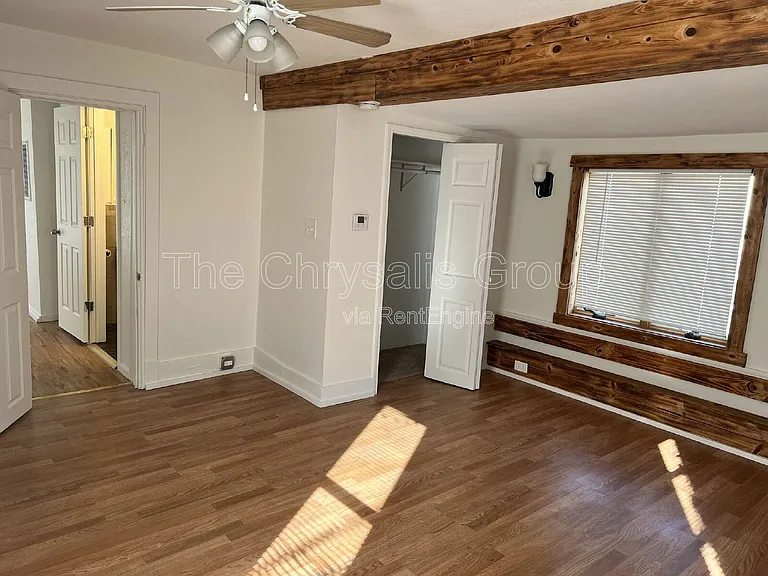 537 1/2 Bucklin St — Photo 11