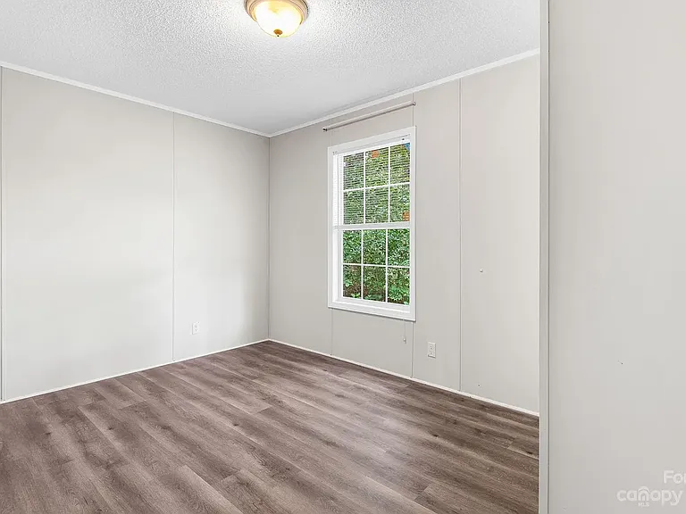 2479 10th Ave SW — Photo 24
