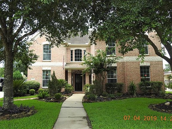2nd image of 3817 Houston Lake Dr