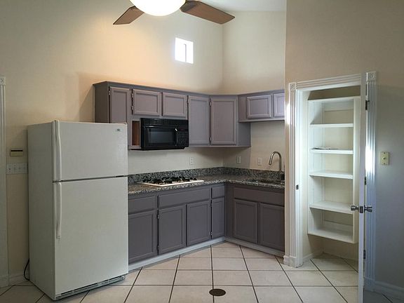 Granite Counters, Microwave with Gas Top, 1 1/4 HP DIsposal