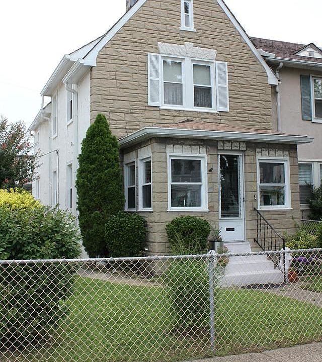 Exterior (Front)