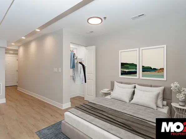 2407 N Kedzie Blvd #G02, Chicago, IL 60647