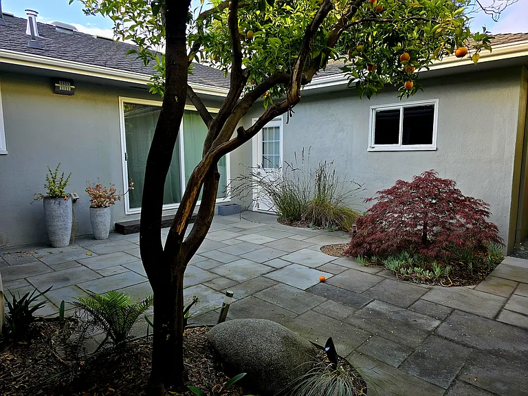 Both suites open to Courtyard
