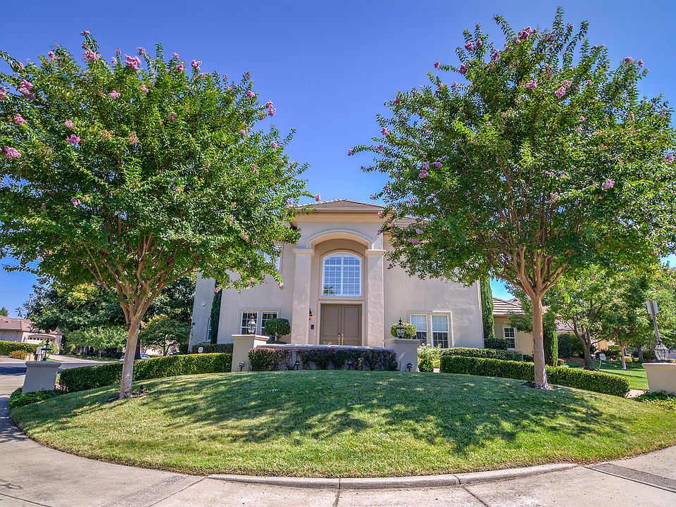 1st image of 9771 Swan Lake Dr