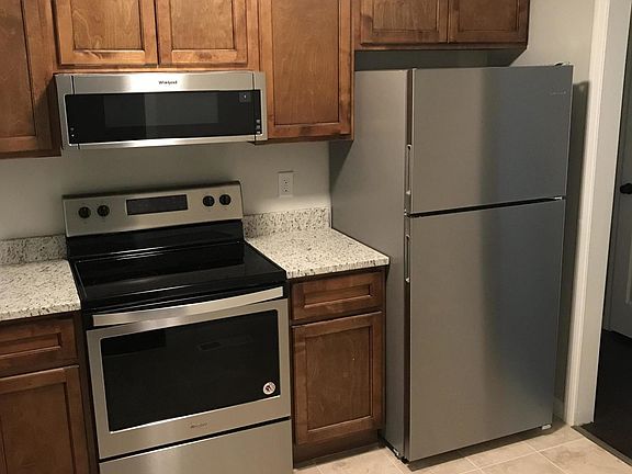 5th image of 6605 NW Ellesmere Dr