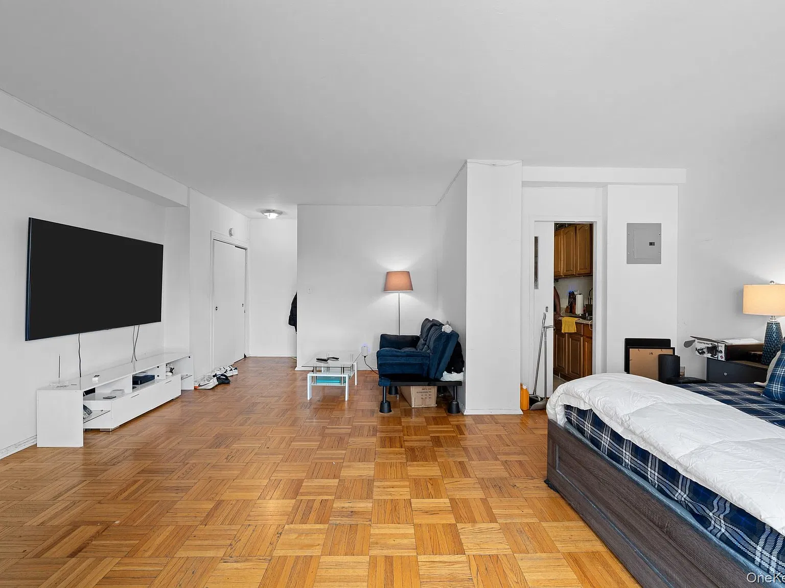 Studio, 1.0 bath, 500 sqft, $1,200 — Photo 3