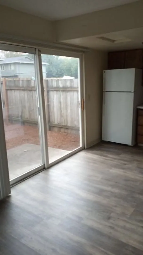 Cherry Hill Townhomes — Photo 4