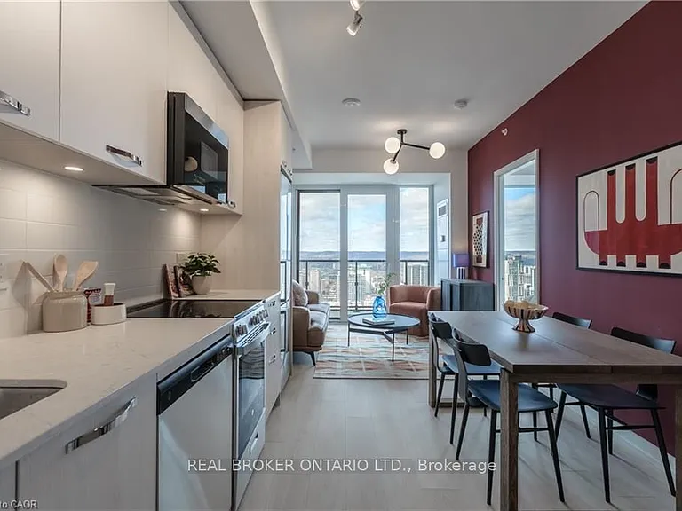 75 James St S #2701 — Photo 2