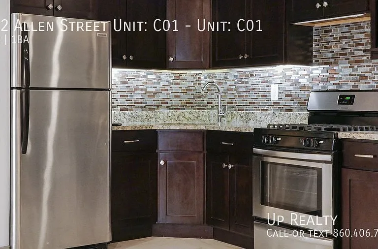622 Allen St #C01 — Photo 1