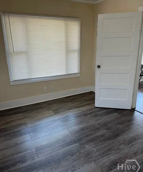 2119 Paige Ave — Photo 3
