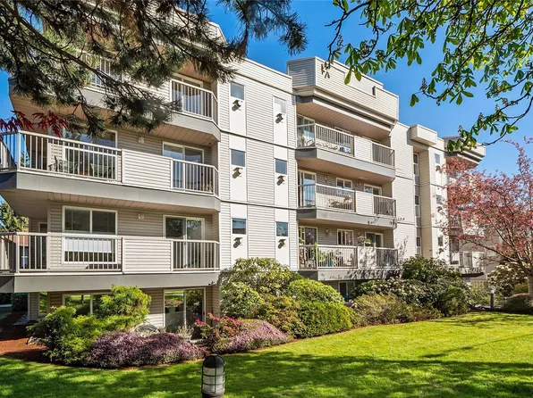 445 Cook St #401, Victoria, BC V8V 3Y2
