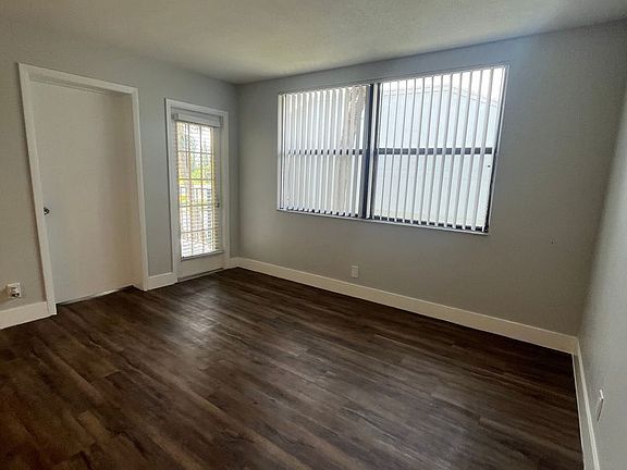 3rd image of 718 Executive Center Dr #21-7-21